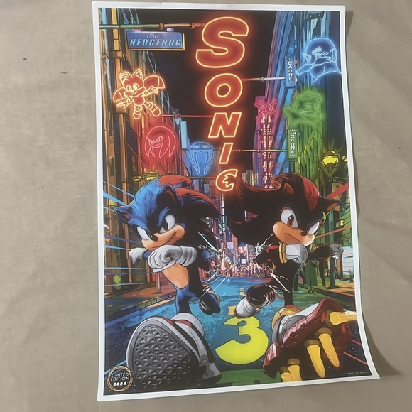 Sonic 3: THREE Shadow Movie poster 2024 Keanu Reeves. 12 x 18 - Picture 7 of 13